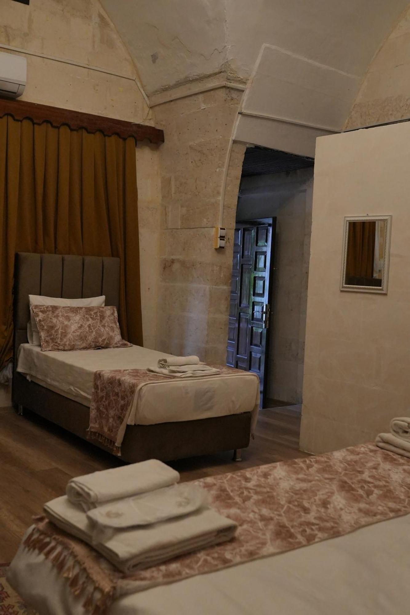 Joselin Hotel 샤늘르우르파 외부 사진